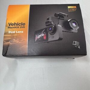 Dual Lens Vehicle DVR Dash Cam- Black